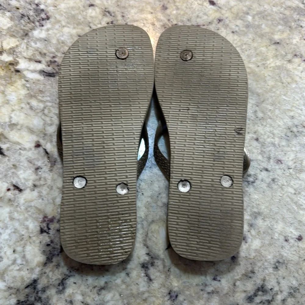 Havaianas Women’s Top Tiras Flip Flops Rose Metallic Size 9
